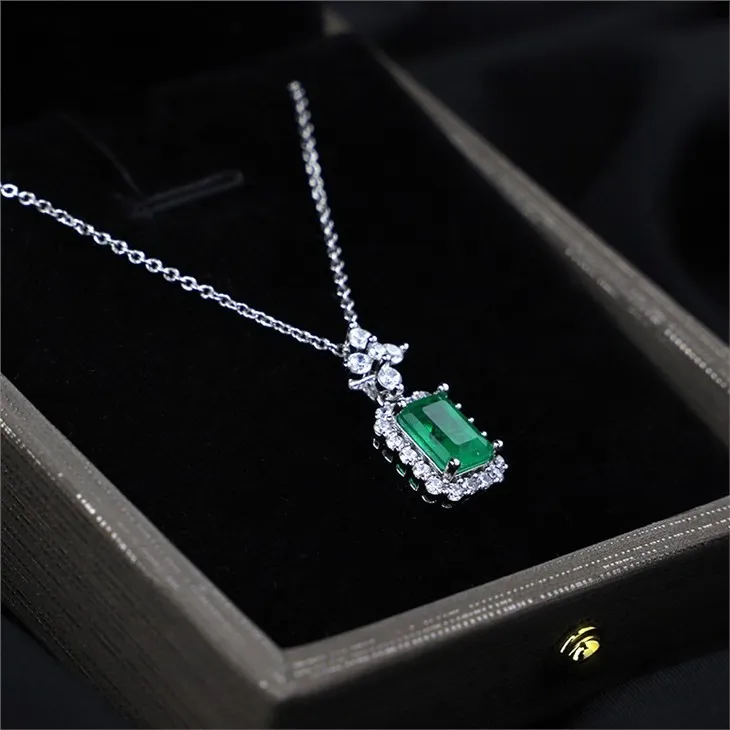 Emerald Necklace Sterling Silver 03 Emerald Necklace Sterling Silver 03